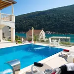 Villa Arion