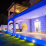 Villa Arion